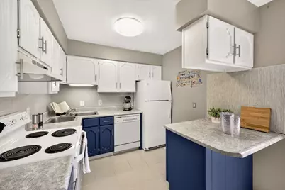 2028 Post Road, Madison, WI 53713 - Photo 12