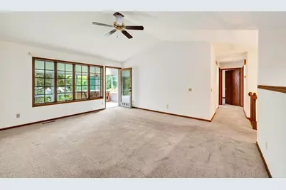 7862 W Oakbrook Circle, Madison, WI 53717 - Photo 18