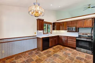 7862 W Oakbrook Cir, Madison, WI 53717 - Photo 14