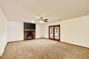 7862 W Oakbrook Cir, Madison, WI 53717 - Photo 32
