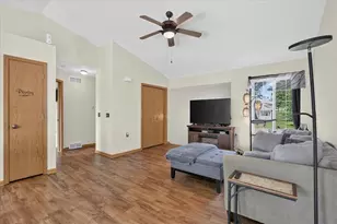 1201 Winston Dr, Edgerton, WI 53534 - Photo 6