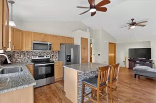 1201 Winston Dr, Edgerton, WI 53534 - Photo 2