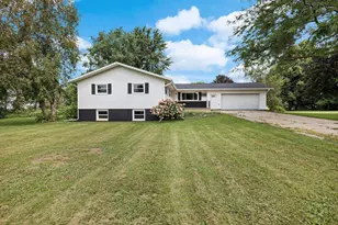 W6510 Kampen Rd, Arlington, WI 53911 - Photo 2