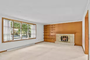 4402 Woods End, Madison, WI 53711 - Photo 4