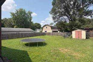 914 Walrath St, Sparta, WI 54656 - Photo 2