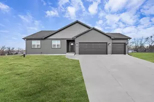 10438 Stone Barn Dr, Milton, WI 53563 - Photo 1
