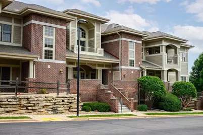 9002 Hawks Reserve Lane #201, Madison, WI 53593 - Photo 2