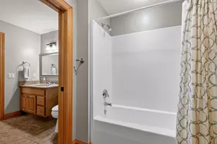 9002 Hawks Reserve Ln, Madison, WI 53593 - Photo 40