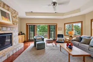 9002 Hawks Reserve Ln, Madison, WI 53593 - Photo 8