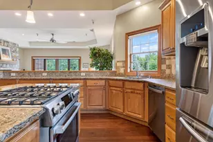 9002 Hawks Reserve Ln, Madison, WI 53593 - Photo 28