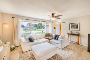 816 N Randall Ave, Janesville, WI 53545 - Photo 6