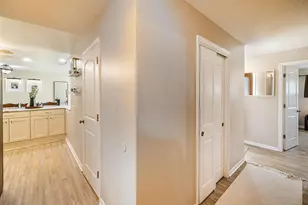 816 N Randall Ave, Janesville, WI 53545 - Photo 16