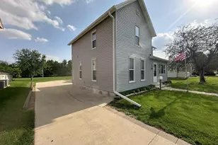1742 17th St, Monroe, WI 53566 - Photo 42