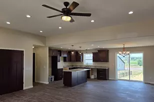 433 Gunderson Dr, Portage, WI 53901 - Photo 8