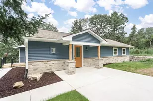 E13365 Sue Kay Dr, Merrimac, WI 53561 - Photo 2