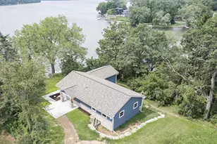 E13365 Sue Kay Dr, Merrimac, WI 53561 - Photo 4