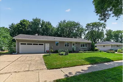 4709 Hermsmeier Lane, Madison, WI 53714 - Photo 2