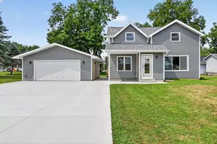 637 Lewellen St, Marshall, WI 53559 - Photo 4