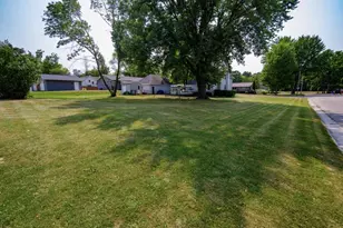 430 Capital St, Wisconsin Dells, WI 53965 - Photo 8