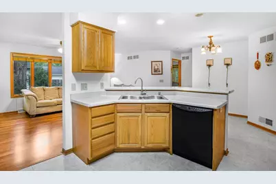 1505 Broadway Street, Prairie Du Sac, WI 53578 - Photo 12