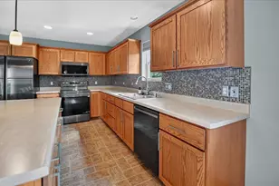 6107 Arrowpoint Way, Mcfarland, WI 53558 - Photo 22