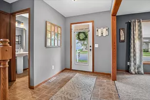 6107 Arrowpoint Way, Mcfarland, WI 53558 - Photo 6