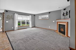 6107 Arrowpoint Way, Mcfarland, WI 53558 - Photo 12