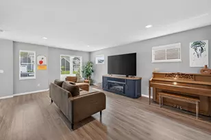 608 Sugar Maple Ln, Madison, WI 53593 - Photo 10
