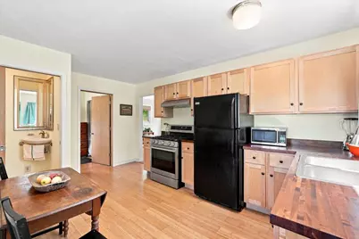 4997 W Clayton Road, Fitchburg, WI 53711 - Photo 10