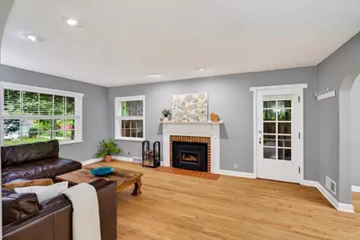 207 S Owen Drive, Madison, WI 53705 - Photo 4