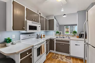 207 S Owen Drive, Madison, WI 53705 - Photo 14
