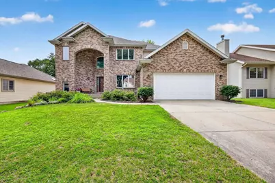 9409 Eagle Nest Lane, Madison, WI 53562 - Photo 2