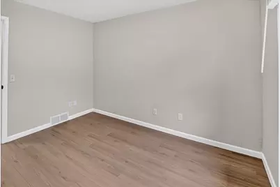 525 Berry Street, Stoughton, WI 53589 - Photo 26