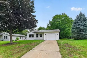 525 Berry St, Stoughton, WI 53589 - Photo 48