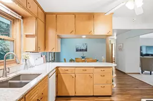 327 Water St, Lake Mills, WI 53551 - Photo 14