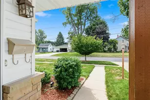 327 Water St, Lake Mills, WI 53551 - Photo 6