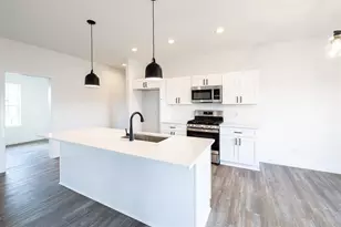 1774 Kyle Circle, Beloit, WI 53511 - Photo 4