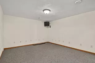 4330 E Rotamer Rd, Janesville, WI 53546 - Photo 36