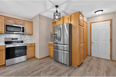 662 11th Street, Baraboo, WI 53913 - Photo 8