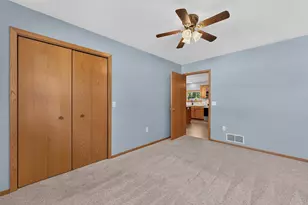 662 11th St, Baraboo, WI 53913 - Photo 20