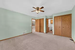 662 11th St, Baraboo, WI 53913 - Photo 16