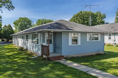 662 11th Street, Baraboo, WI 53913 - Photo 1