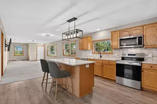 662 11th St, Baraboo, WI 53913 - Photo 6