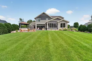 6444 Irving Dr, Sun Prairie, WI 53590 - Photo 56