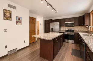 213 Yarrow Hill Dr, Cottage Grove, WI 53527 - Photo 4