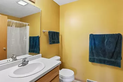 606 Garfield Avenue, Janesville, WI 53536 - Photo 18