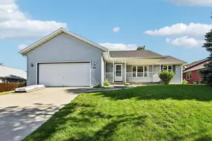 606 Garfield Ave, Janesville, WI 53536 - Photo 40