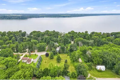 L32 Camelot Trace, Green Lake, WI 54941 - Photo 12