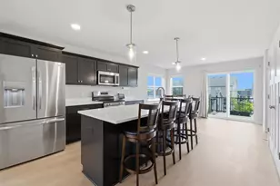 303 Breunig Blvd, Waunakee, WI 53597 - Photo 10