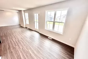 10427 N Stone Barn Dr, Milton, WI 53563 - Photo 16